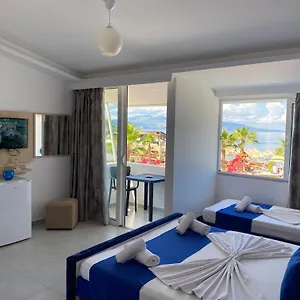santa-paola-apartments.albaniahotels.org/